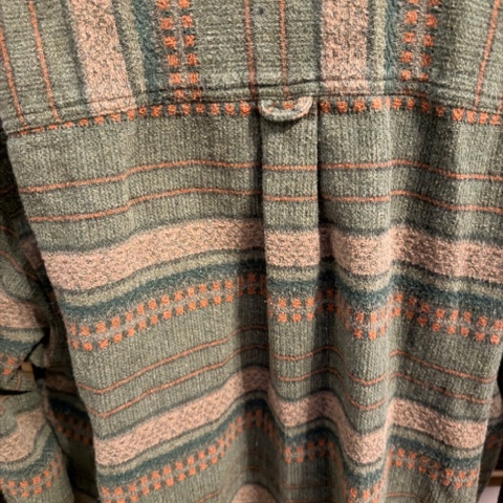 Vintage The Territory Ahead Striped Blanket XL Shirt - Picture 9 of 9